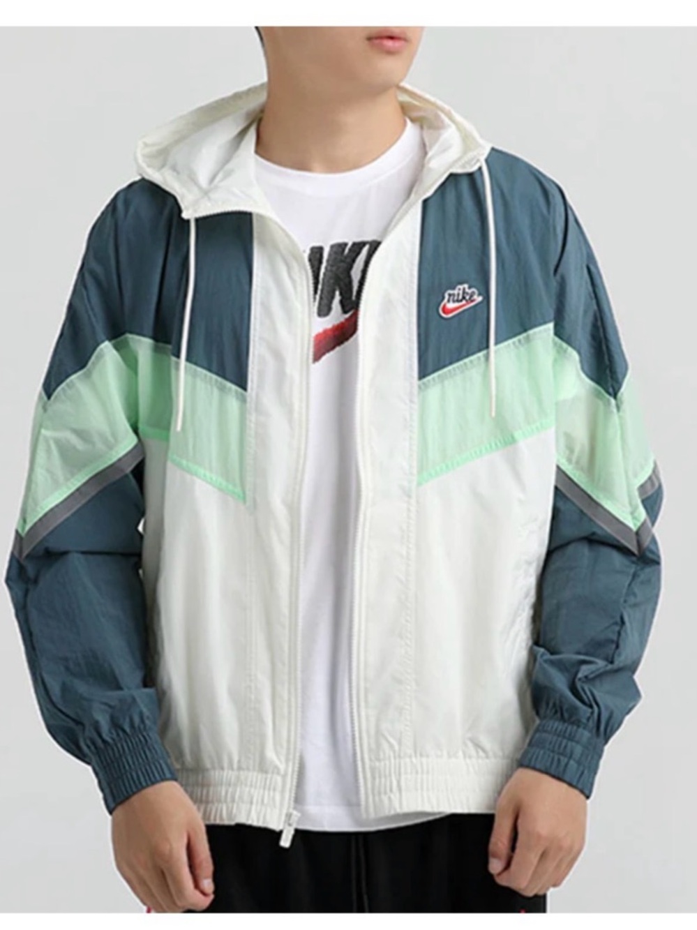 Nike Men's White & Teal Colorblock Windbreaker Jacket size L